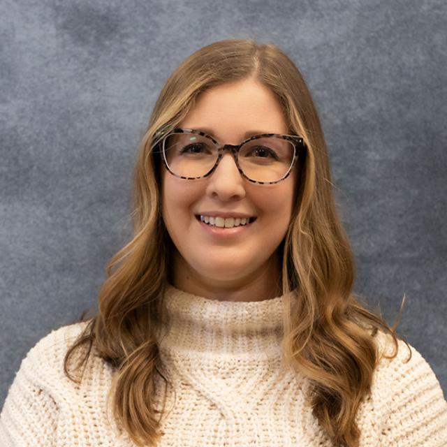 Headshot of Lauren E. Bischoff, MD